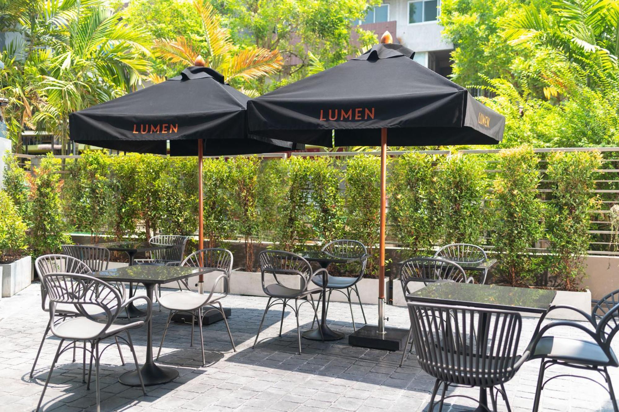Lumen Bangkok Udomsuk Station Hotel Ngoại thất bức ảnh