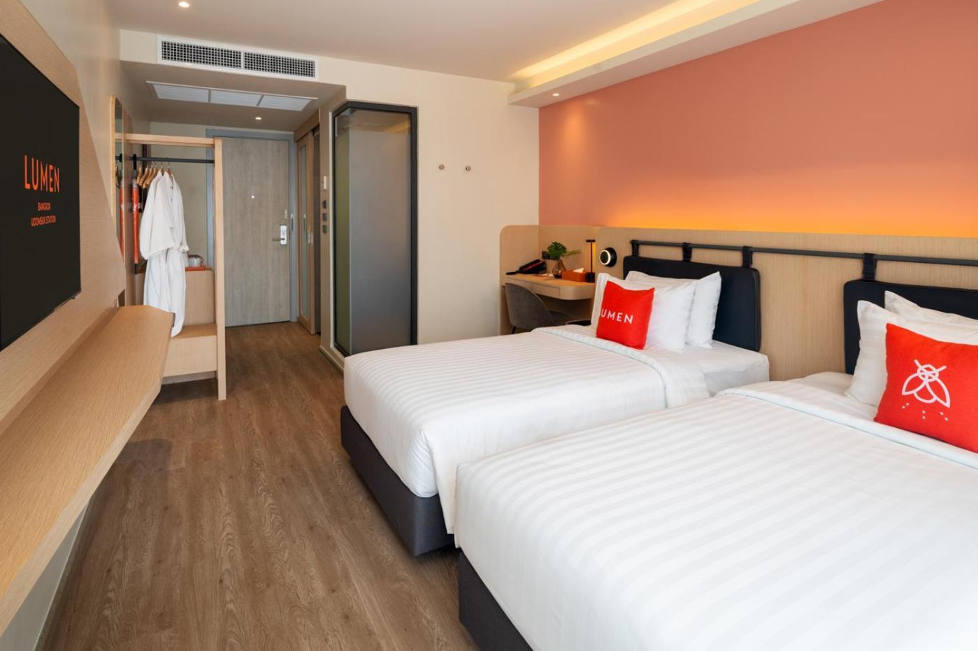 Lumen Bangkok Udomsuk Station Hotel Ngoại thất bức ảnh