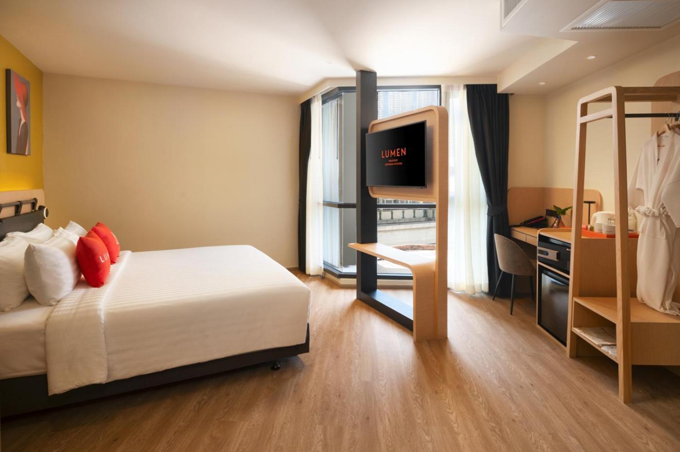 Lumen Bangkok Udomsuk Station Hotel Ngoại thất bức ảnh